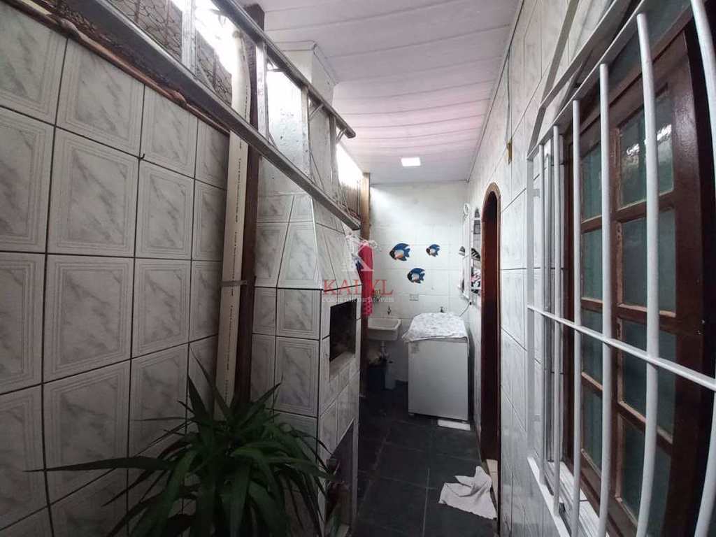 Sobrado em Praia Grande, no bairro Aviação