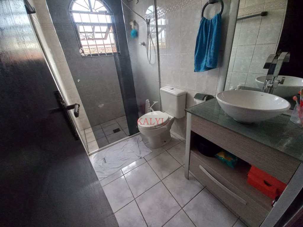 Sobrado em Praia Grande, no bairro Aviação