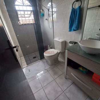 Sobrado em Praia Grande, bairro Aviação