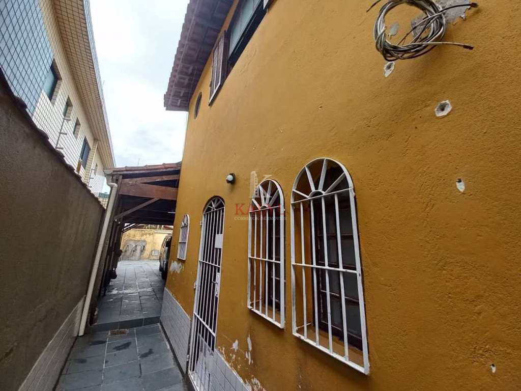 Sobrado em Praia Grande, no bairro Aviação