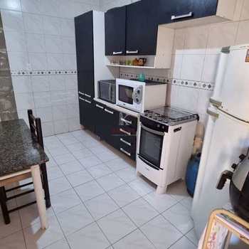 Sobrado em Praia Grande, bairro Ocian