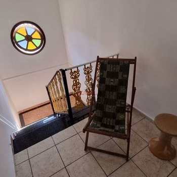 Sobrado em Praia Grande, bairro Ocian
