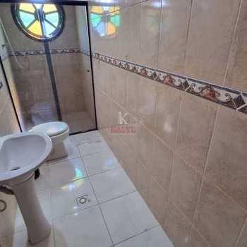 Sobrado em Praia Grande, bairro Ocian