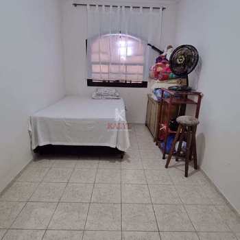 Sobrado em Praia Grande, bairro Ocian