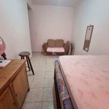 Sobrado em Praia Grande, bairro Ocian