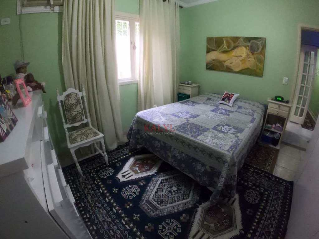 Casa em Praia Grande, no bairro Ocian