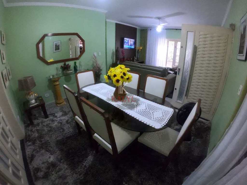 Casa em Praia Grande, no bairro Ocian
