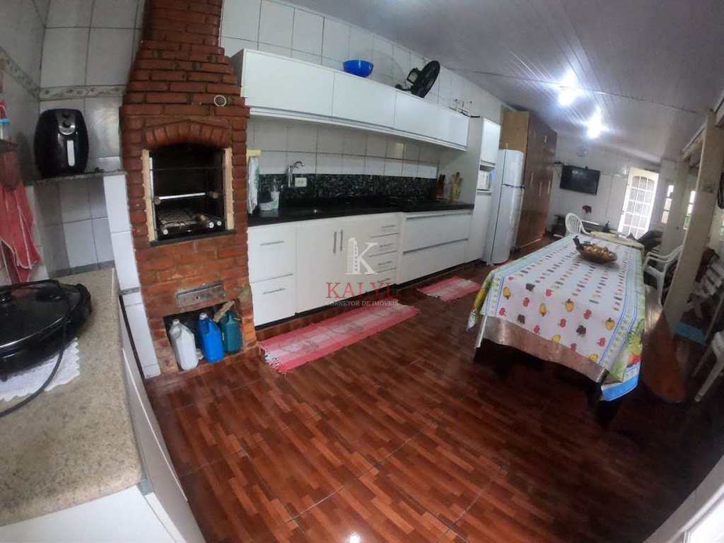 Casa em Praia Grande, no bairro Ocian