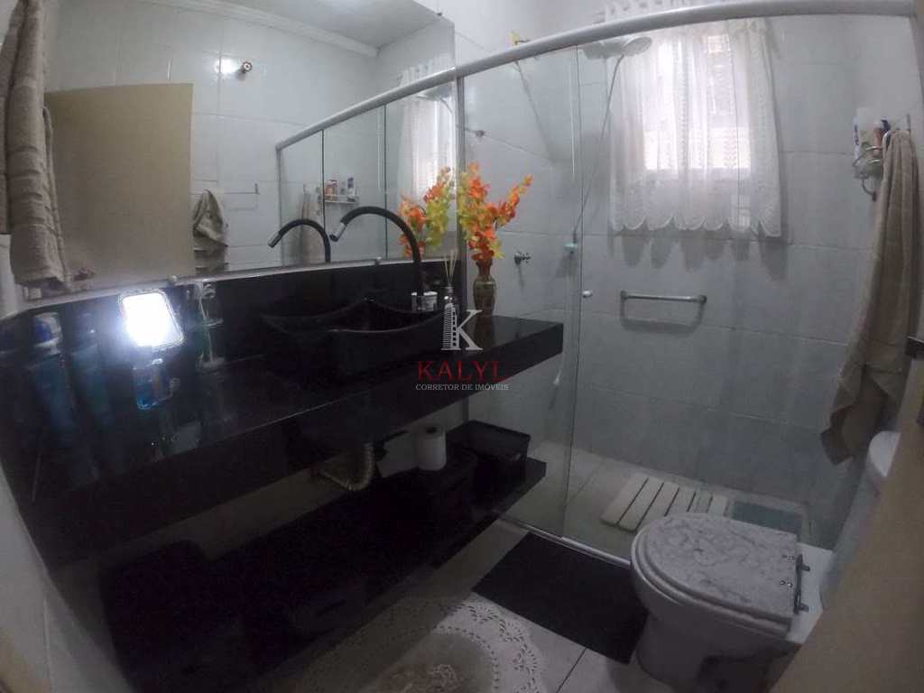 Casa em Praia Grande, no bairro Ocian