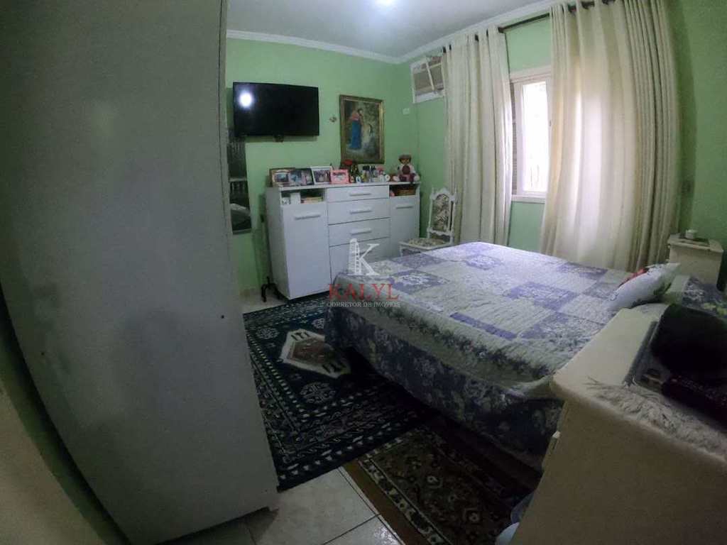 Casa em Praia Grande, no bairro Ocian