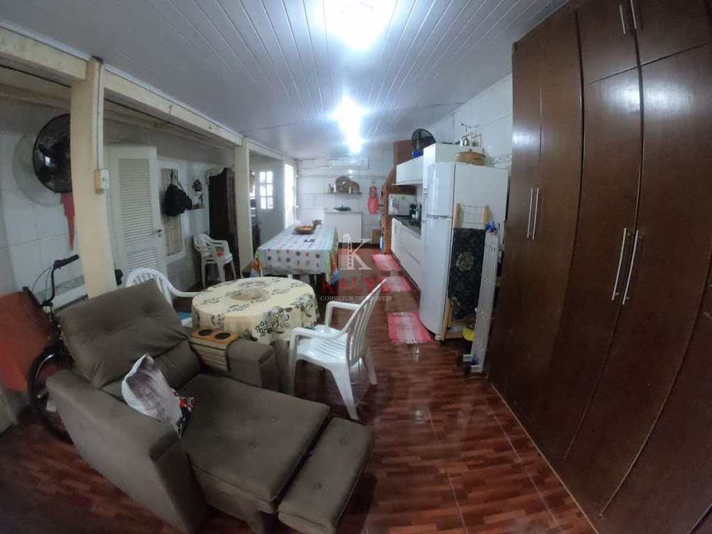 Casa em Praia Grande, no bairro Ocian