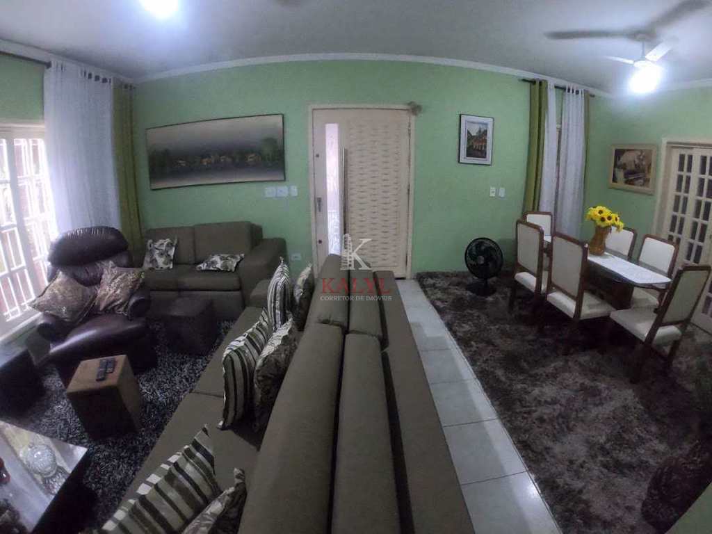 Casa em Praia Grande, no bairro Ocian