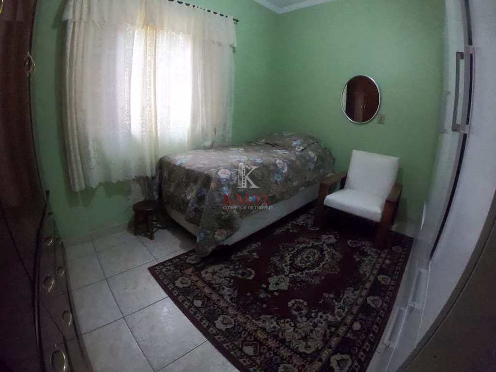 Casa em Praia Grande, no bairro Ocian