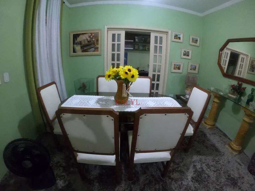 Casa em Praia Grande, no bairro Ocian
