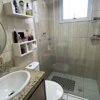 Apartamento em Praia Grande, bairro Guilhermina