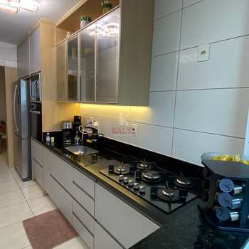 Apartamento em Praia Grande, bairro Guilhermina