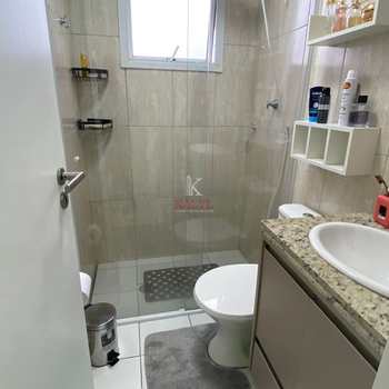 Apartamento em Praia Grande, bairro Guilhermina