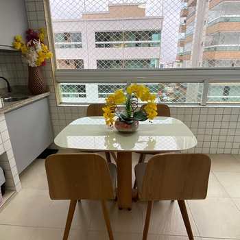 Apartamento em Praia Grande, bairro Guilhermina