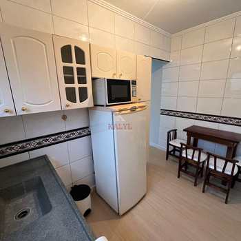 Apartamento em Praia Grande, bairro Guilhermina