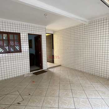 Casa em Praia Grande, bairro Guilhermina