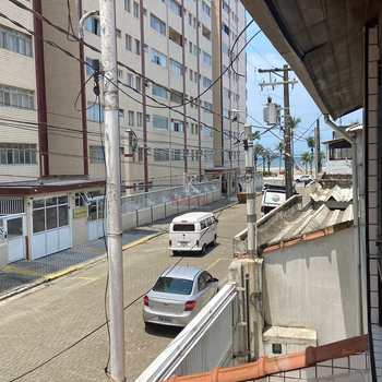 Casa em Praia Grande, bairro Guilhermina
