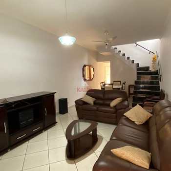 Casa em Praia Grande, bairro Guilhermina