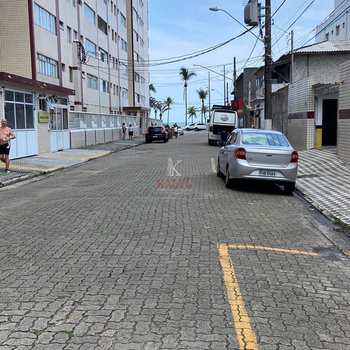 Casa em Praia Grande, bairro Guilhermina