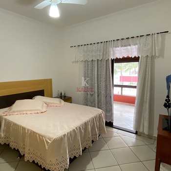 Casa em Praia Grande, bairro Guilhermina