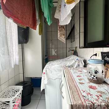 Apartamento em Praia Grande, bairro Guilhermina