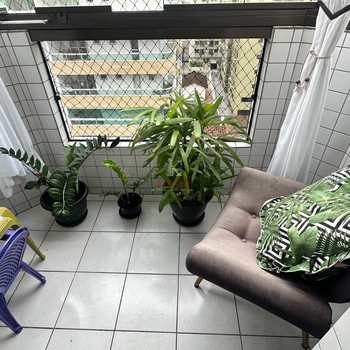 Apartamento em Praia Grande, bairro Guilhermina