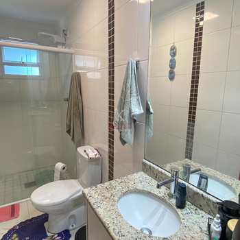 Apartamento em Praia Grande, bairro Guilhermina