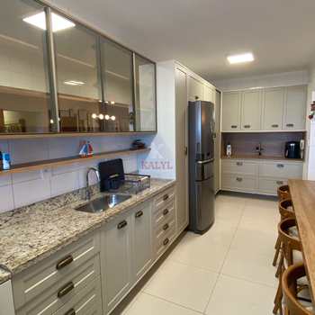 Apartamento em Praia Grande, bairro Guilhermina