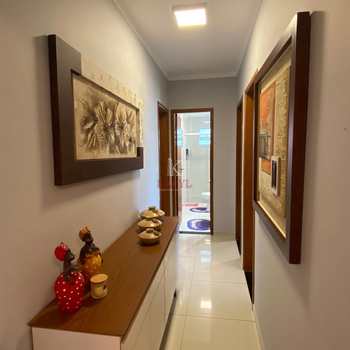 Apartamento em Praia Grande, bairro Guilhermina