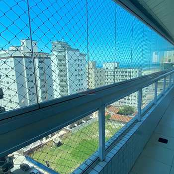 Apartamento em Praia Grande, bairro Guilhermina