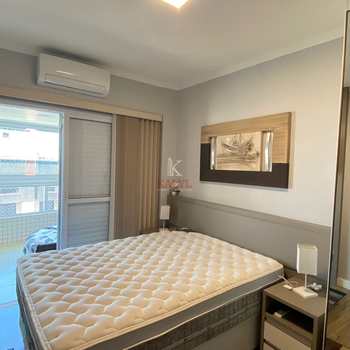 Apartamento em Praia Grande, bairro Guilhermina
