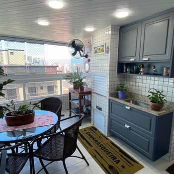 Apartamento em Praia Grande, bairro Guilhermina
