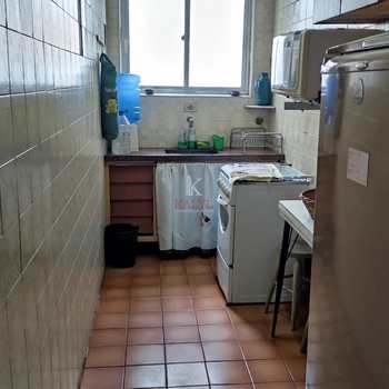 Apartamento em Praia Grande, bairro Boqueirão