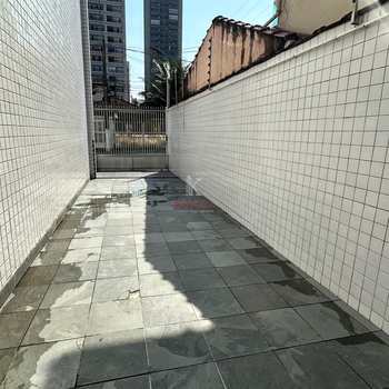 Apartamento em Praia Grande, bairro Guilhermina