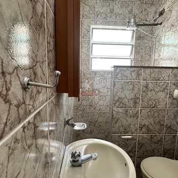 Apartamento em Praia Grande, bairro Guilhermina