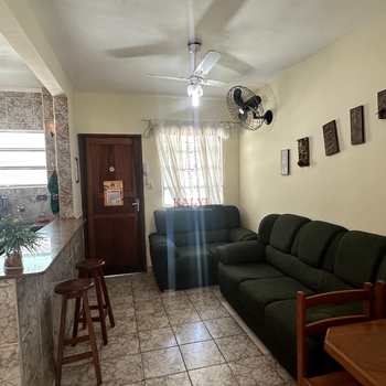 Apartamento em Praia Grande, bairro Guilhermina