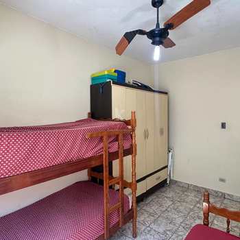 Apartamento em Praia Grande, bairro Guilhermina