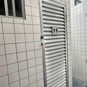 Apartamento em Praia Grande, bairro Guilhermina