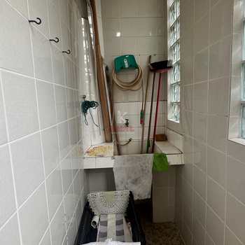 Kitnet em Praia Grande, bairro Guilhermina