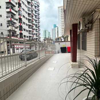 Kitnet em Praia Grande, bairro Guilhermina