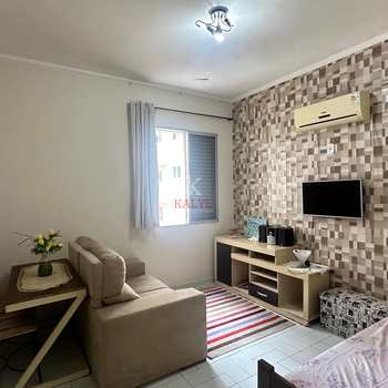 Kitnet em Praia Grande, bairro Guilhermina