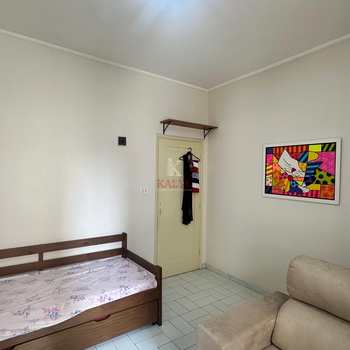Kitnet em Praia Grande, bairro Guilhermina