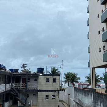 Sobrado em Praia Grande, bairro Maracanã