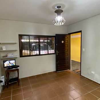 Sobrado em Praia Grande, bairro Maracanã