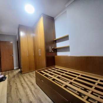 Apartamento em Praia Grande, bairro Guilhermina