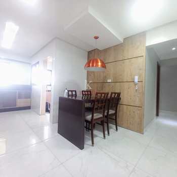 Apartamento em Praia Grande, bairro Guilhermina